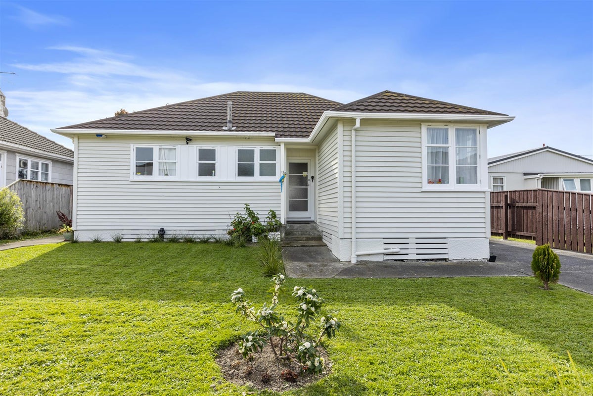 17 Hewer Crescent, Naenae, Lower Hutt - Carousel 19