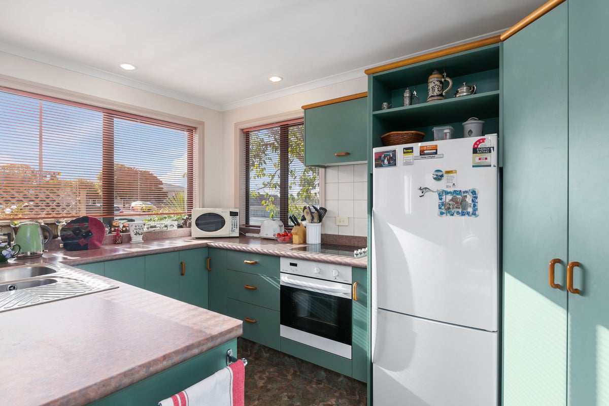 202 South Road, Caversham, Dunedin - Carousel 2
