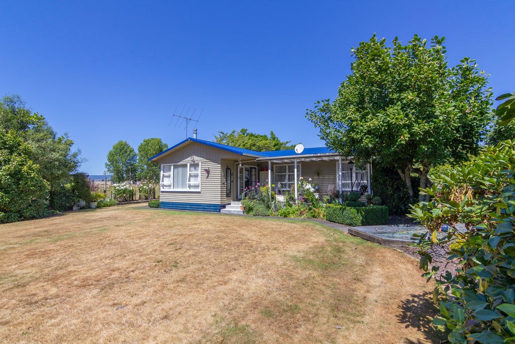 57 Racecourse Road, Manunui, Taumarunui - Carousel 1