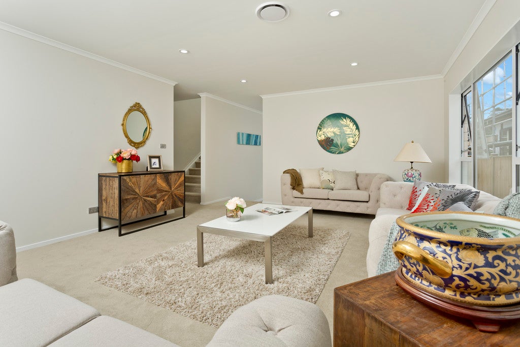 8 Agnew Place, Albany, Auckland - Carousel 2