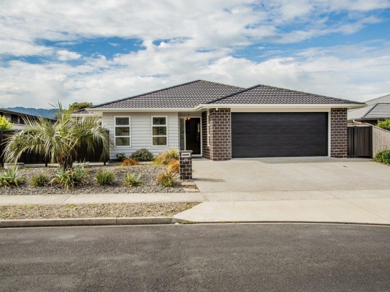 35 San Priamo Place, Paraparaumu Beach, Paraparaumu - Carousel 2