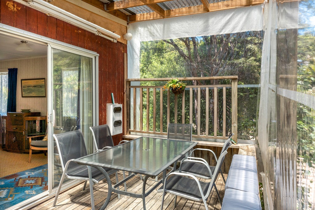 60 Te Toki Road, Ostend, Waiheke Island - Carousel 2