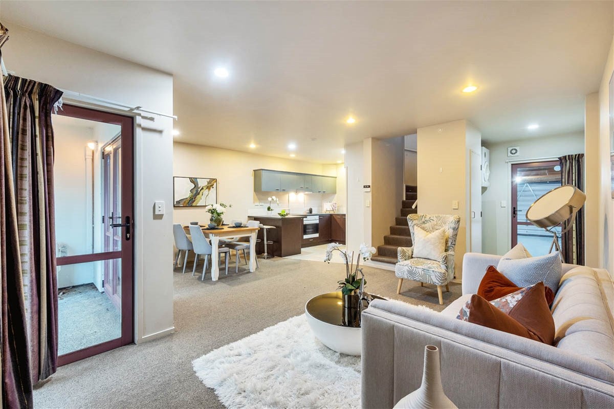42 Winery Way, Henderson, Auckland - Carousel 2