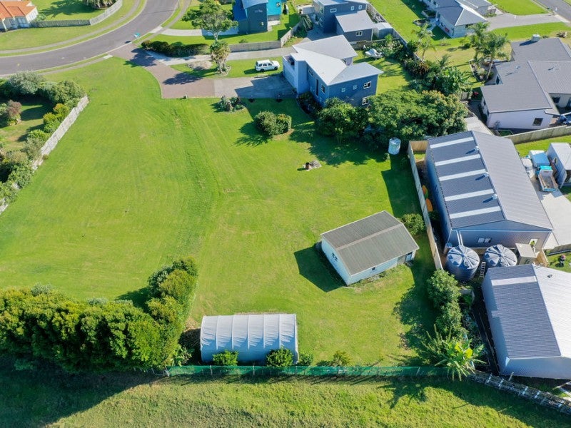 11 Athenree Heights, Athenree, Waihi Beach - Carousel 2