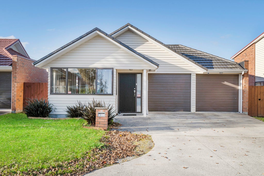 31 Tarapiroe Avenue, Takanini, Auckland - Carousel 1