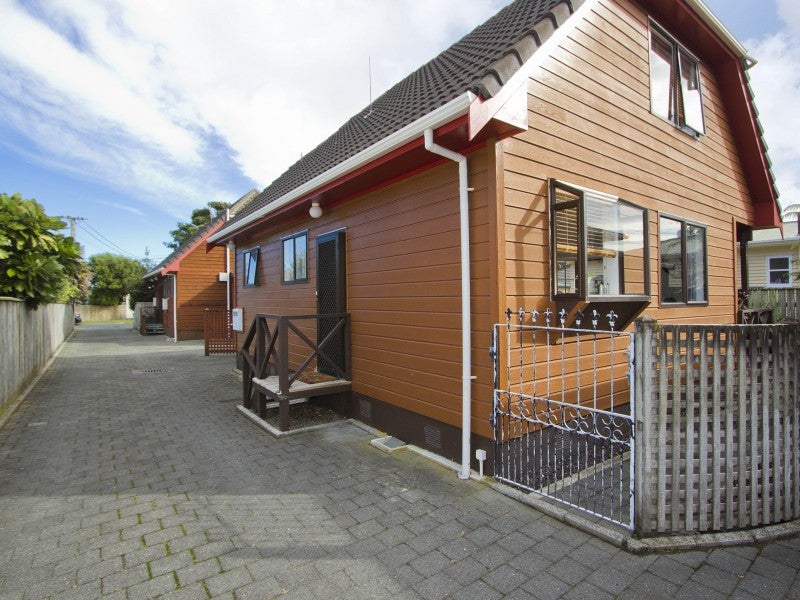 31B Malone Road, Waterloo, Lower Hutt - Carousel 18