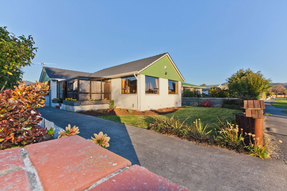 45 Rydal Street, Hoon Hay, Christchurch - Carousel 2