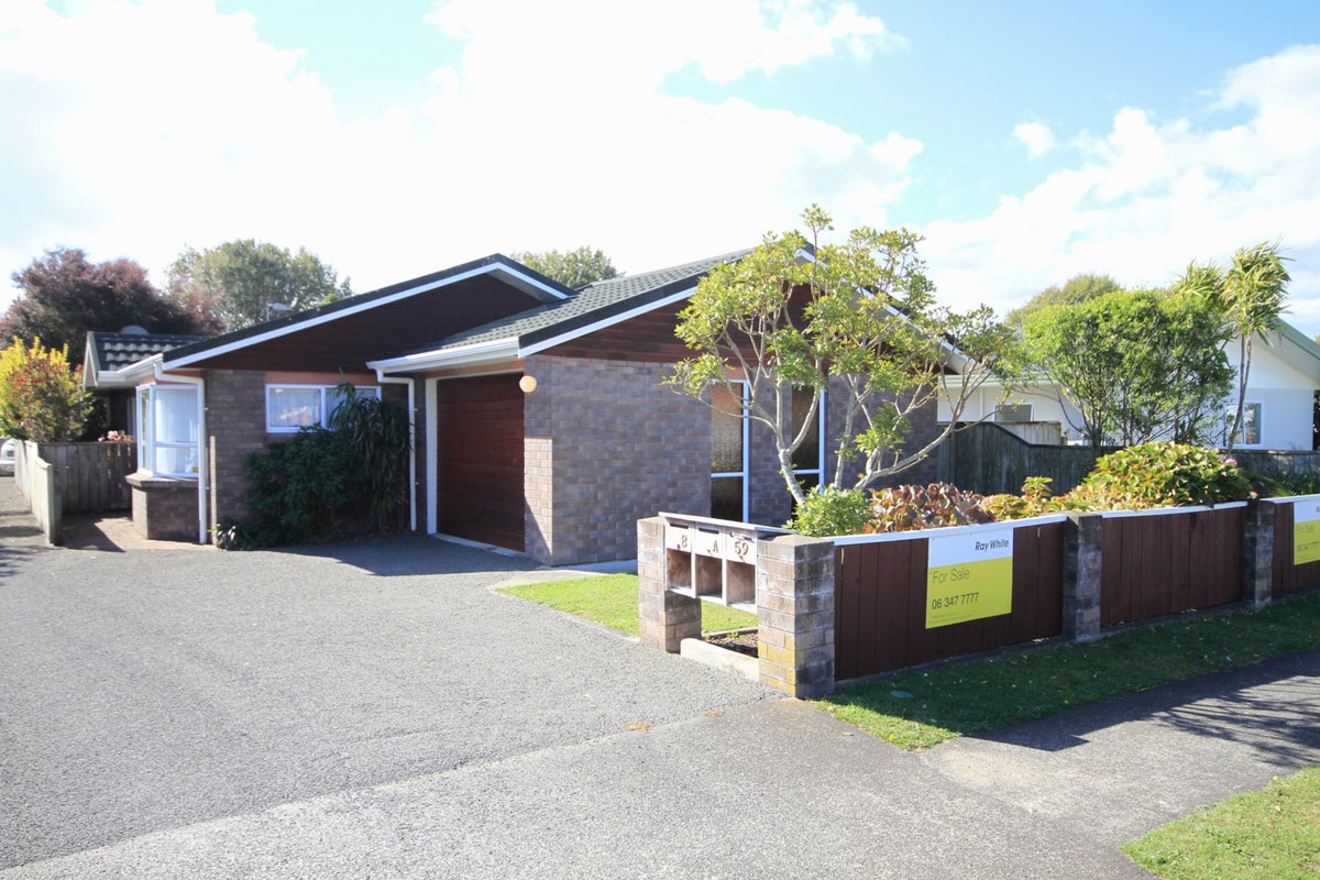 59 Nixon Street, Whanganui East, Whanganui - Carousel 1