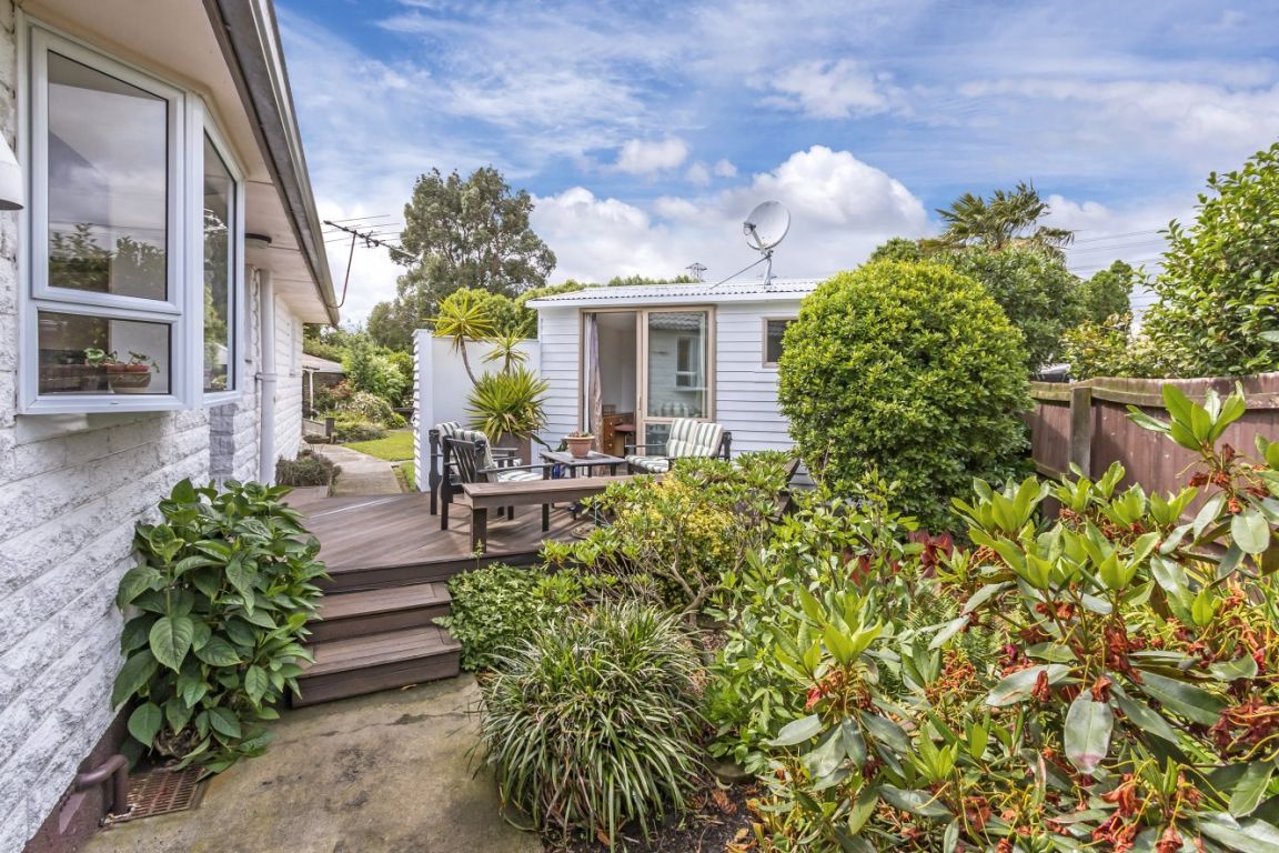 33 Stackhouse Avenue, Bishopdale, Christchurch - Carousel 2