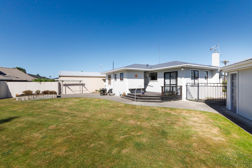 20 Hurley Place, Awapuni, Palmerston North - Carousel 20