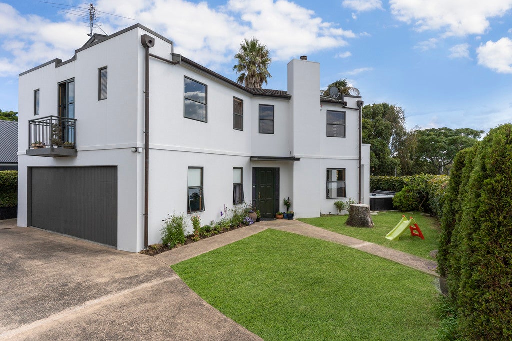 33 Rautara Street, Orakei, Auckland - Carousel 2