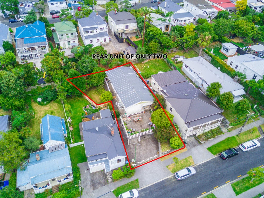 2/16 Second Avenue, Kingsland, Auckland - Carousel 2