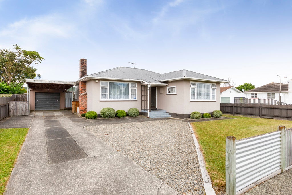 16 Milton Street, Roslyn, Palmerston North - Carousel 1