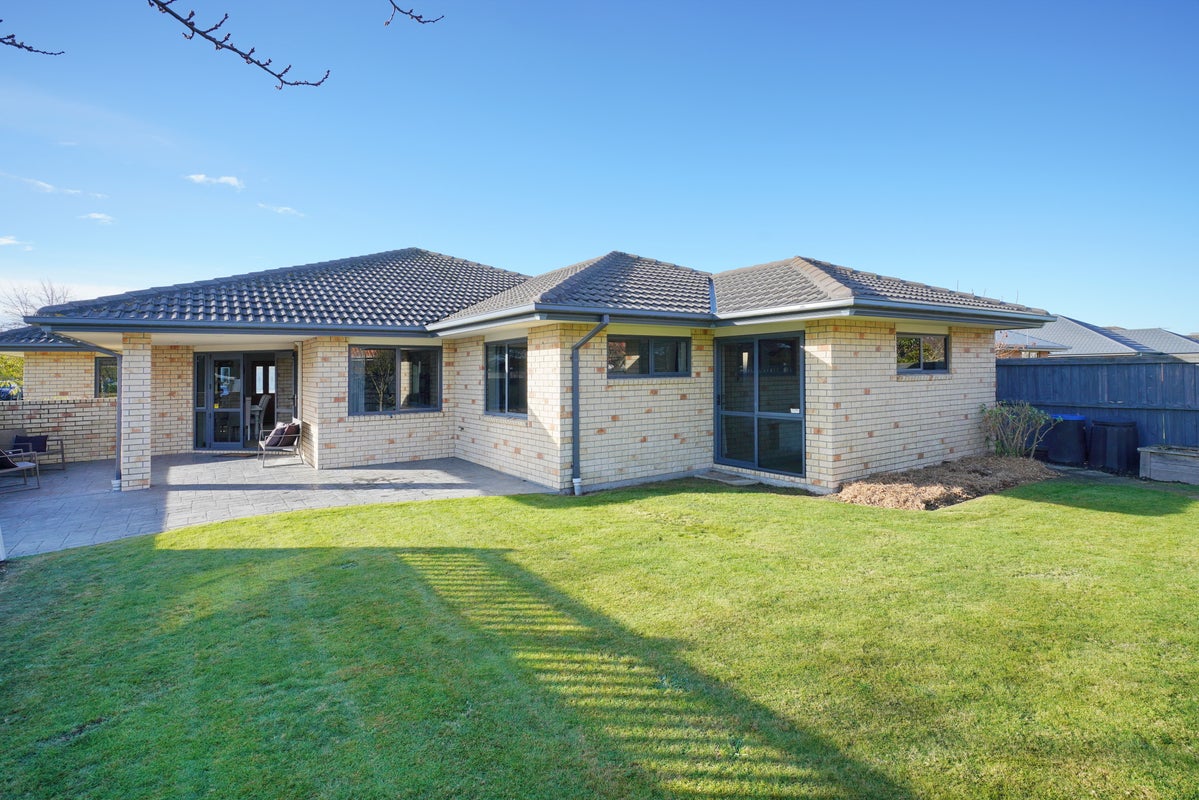 21 Redfern Street, Northwood, Christchurch - Carousel 2