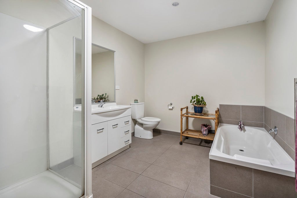 128 Popokatea Drive, Takanini, Auckland - Carousel 10