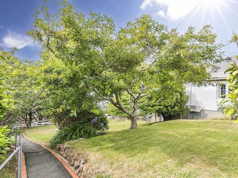 18 Hataitai Road, Hataitai, Wellington - Carousel 26
