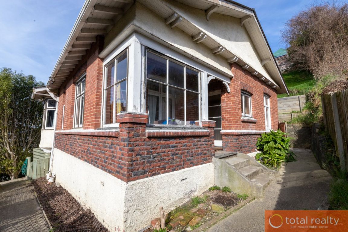 72 Glen Road, The Glen, Dunedin - Carousel 1