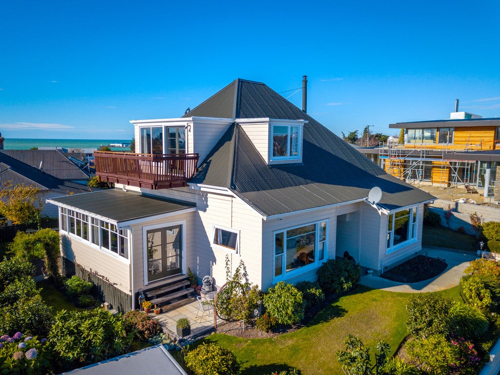 17 Te Weka Street, Maori Hill, Timaru - Carousel 1