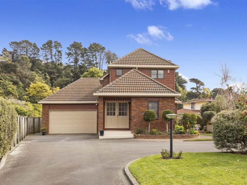 46 Waddington Drive, Naenae, Lower Hutt - Carousel 2