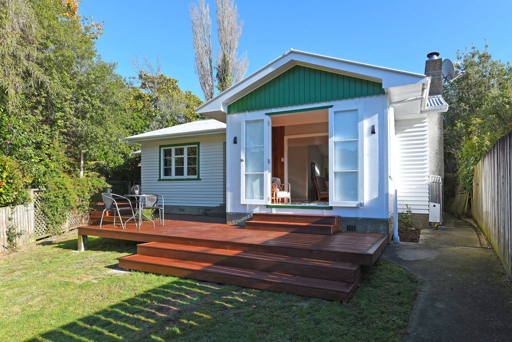 31 Kopara Grove, Stokes Valley, Lower Hutt - Carousel 1
