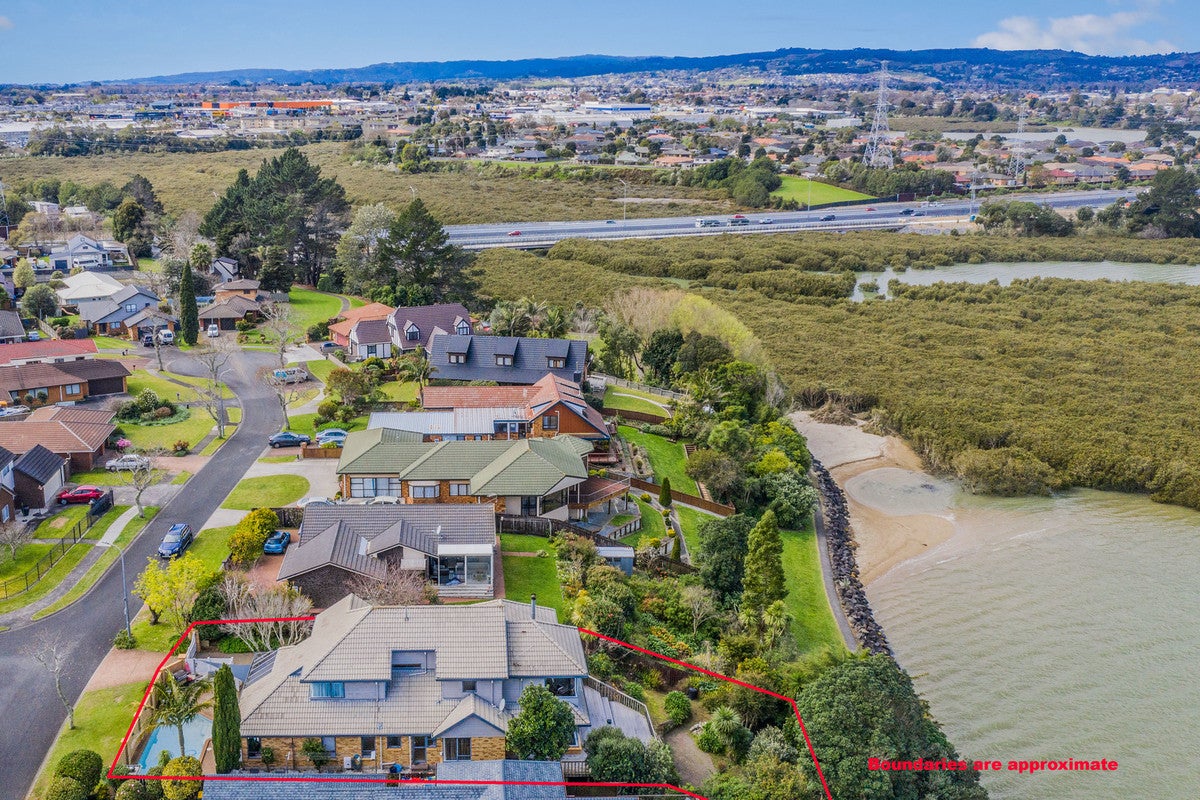 25 Reynard Terrace, Conifer Grove, Takanini - Carousel 24