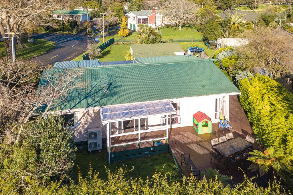 2 Turere Place, Otamatea, Whanganui - Carousel 2
