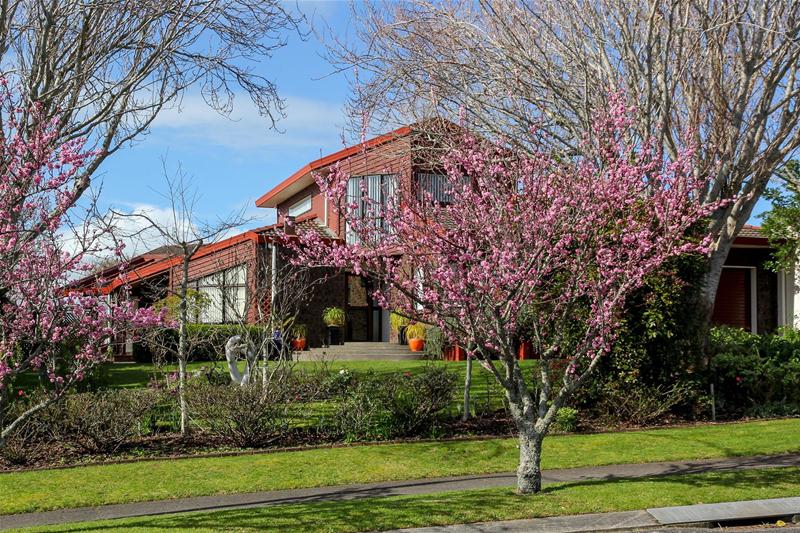 62 Karina Road, Merrilands, New Plymouth - Carousel 17