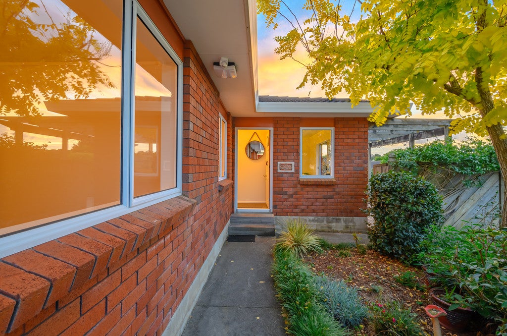 2/99 Aviemore Drive, Highland Park, Auckland - Carousel 2