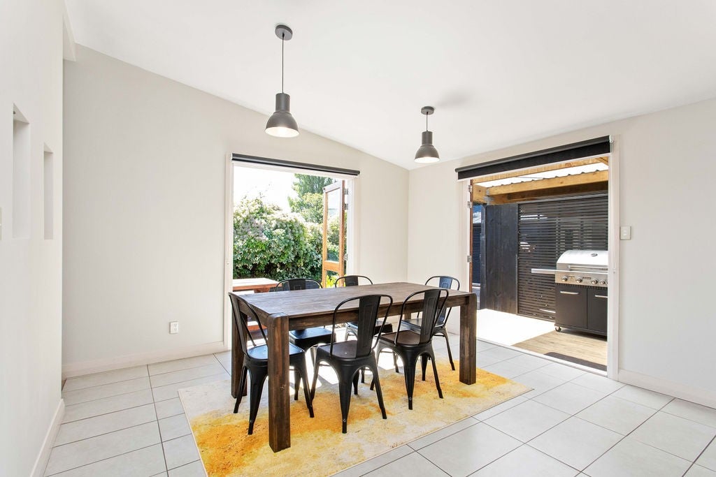 1/188 Hills Road, Edgeware, Christchurch - Carousel 2