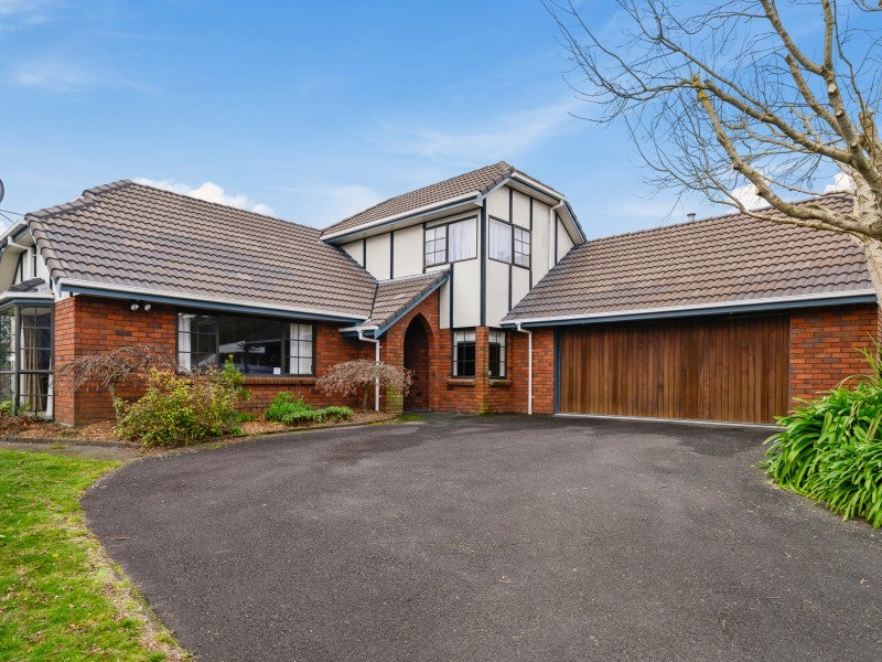 8 Thelma Place, Lynmore, Rotorua - Carousel 1