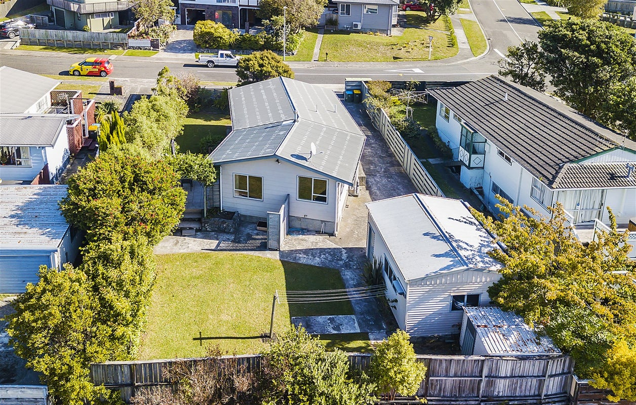 3 Thimble Lane, Whitby, Porirua - Carousel 19