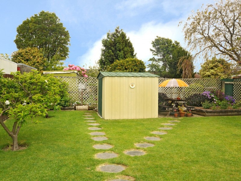 13 Andrew Street, Waikanae - Carousel 2