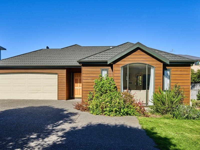 46C Navigation Drive, Whitby, Porirua - Carousel 1