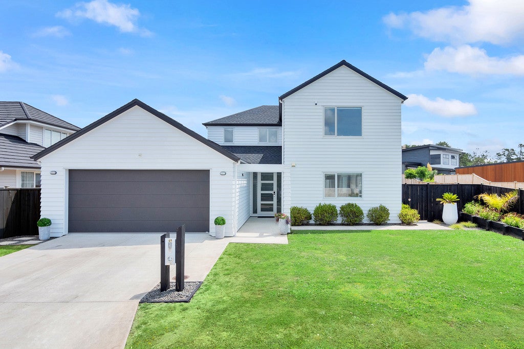 69 Milano Boulevard, Karaka, Papakura - Carousel 20