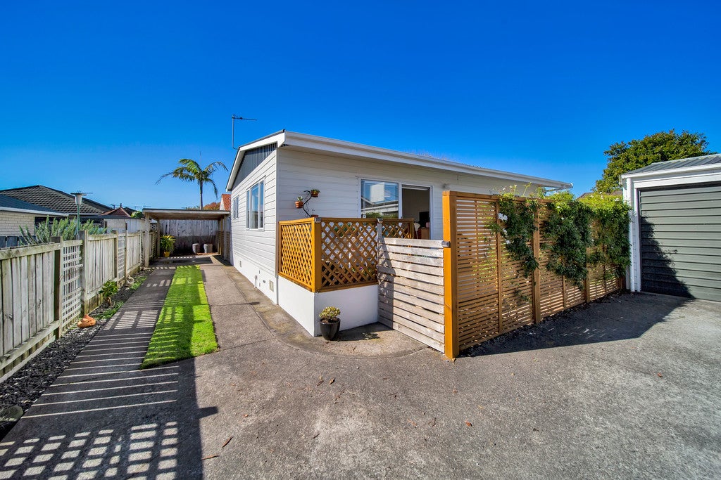 165A Carrington Street, Lower Vogeltown, New Plymouth - Carousel 20