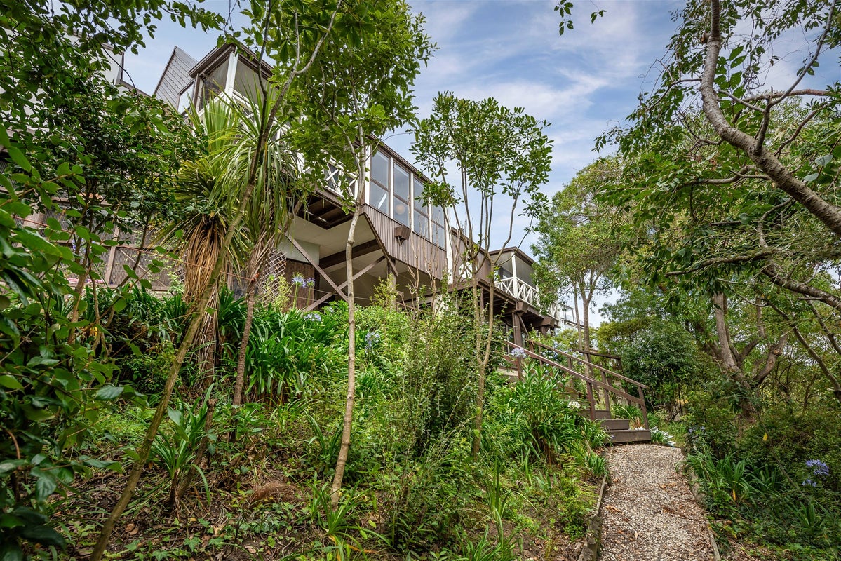 2 Roland Lane, Mount Pleasant, Christchurch - Carousel 19