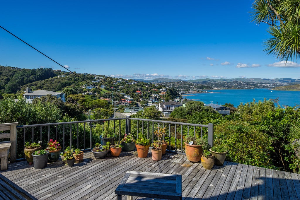 8 Ogilvy Terrace, Plimmerton, Porirua - Carousel 2
