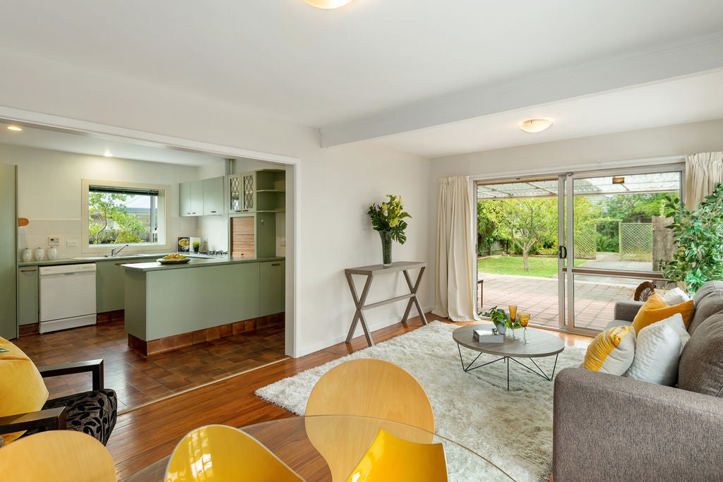 86 Bridge Street, New Brighton, Christchurch - Carousel 1