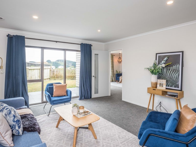 15 Portmore Pl, Grenada Village, Wellington - Carousel 2