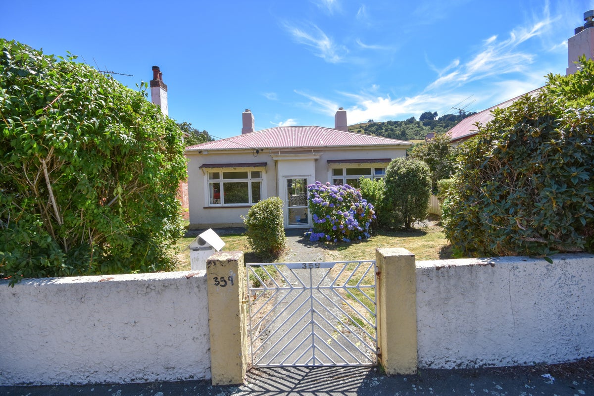 359 North Road, North East Valley, Dunedin - Carousel 12
