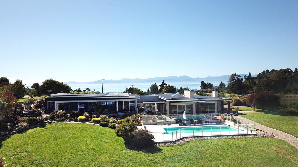 193 Kina Peninsula Road, Tasman - Carousel 1