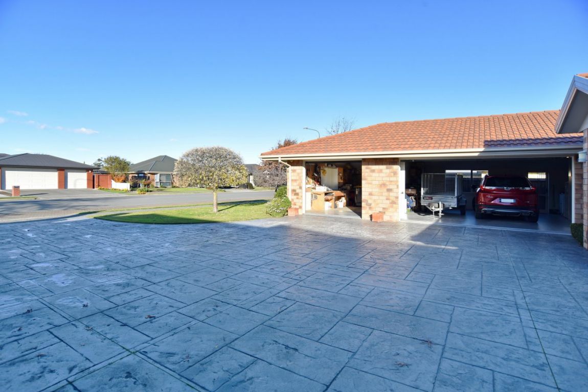 93 Northwood Boulevard, Northwood, Christchurch - Carousel 2