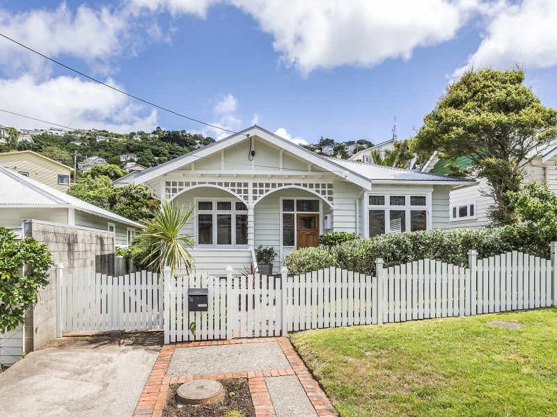 36 Hohiria Road, Hataitai, Wellington - Carousel 26