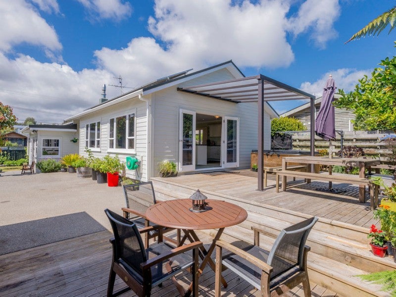 49 Waimea Road, Waikanae Beach, Waikanae - Carousel 1