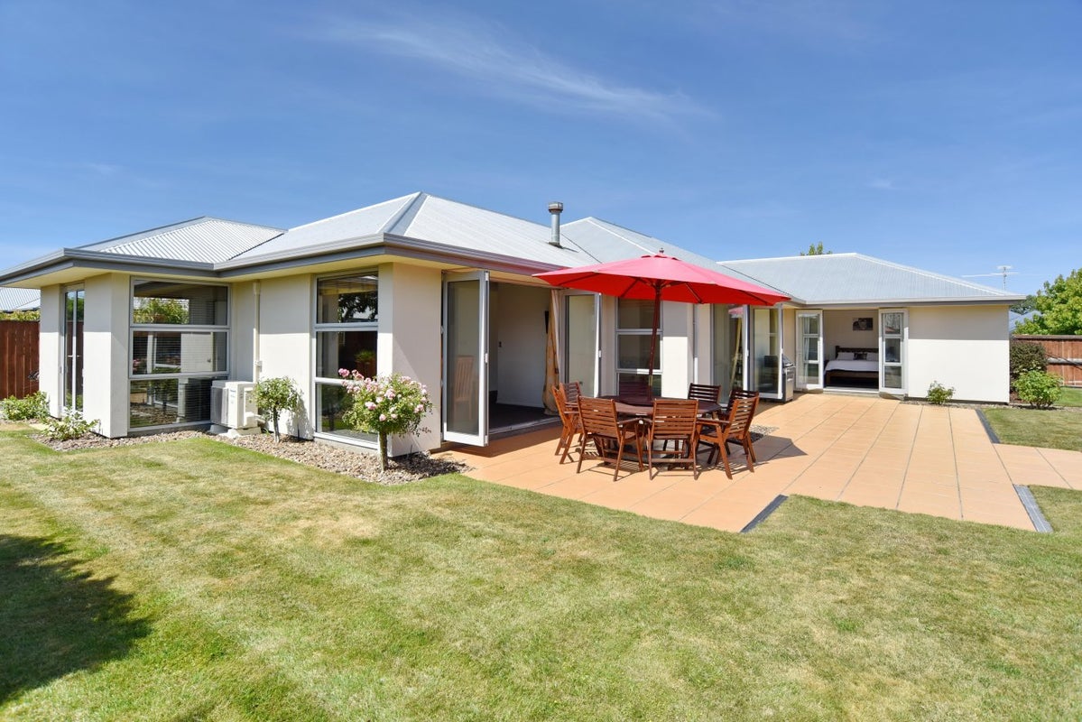 52 O'Neill Avenue, Northwood, Christchurch - Carousel 2