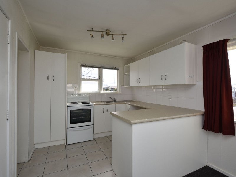 7 Highfield Terrace, Newfield, Invercargill - Carousel 2