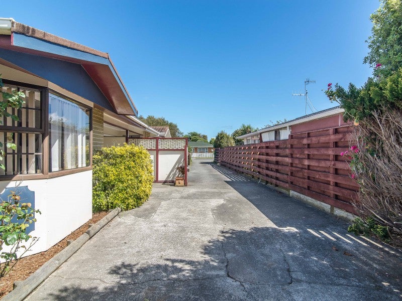 1/100 HILLCREST Road, RAUMATI BEACH, PARAPARAUMU - Carousel 16