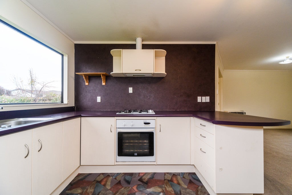 79 Parnell Heights, KELVIN GROVE, PALMERSTON NORTH - Carousel 26