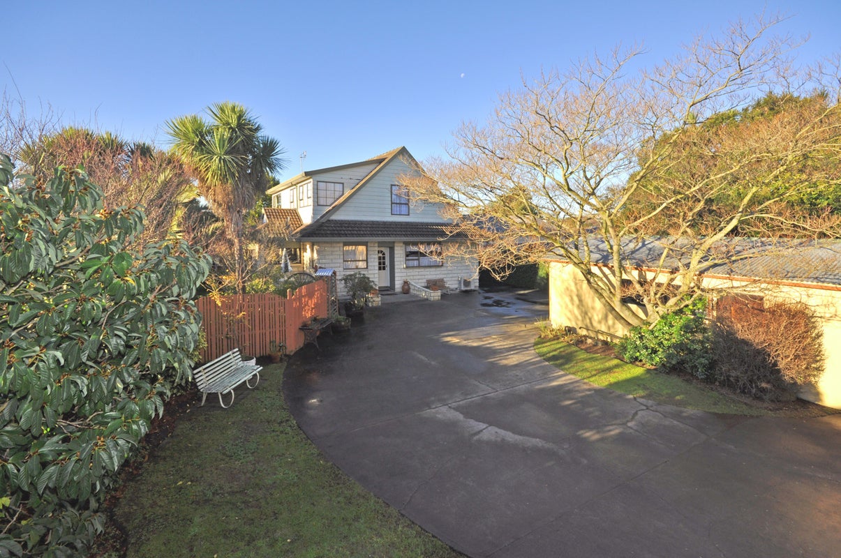 147 Barrington Street, Somerfield, Christchurch - Carousel 1