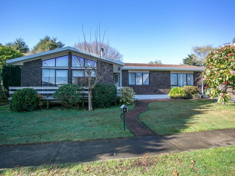 8 Sheridan Crescent, Leamington, Cambridge - Carousel 25